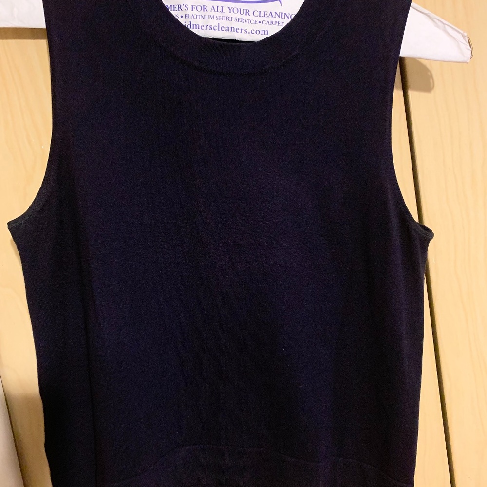 Short Navy Blue Sleeveless Top